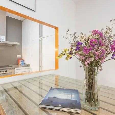 Apartment My Space Charming In The Heart Of Gracia Barcelona